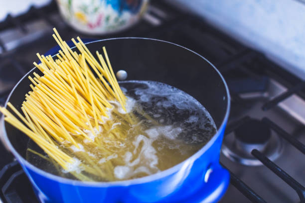 Pasta en el agua
